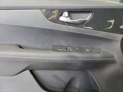 Used 2023 Kia Forte GT-Line w/ GT-Line Premium Package FWD image 16