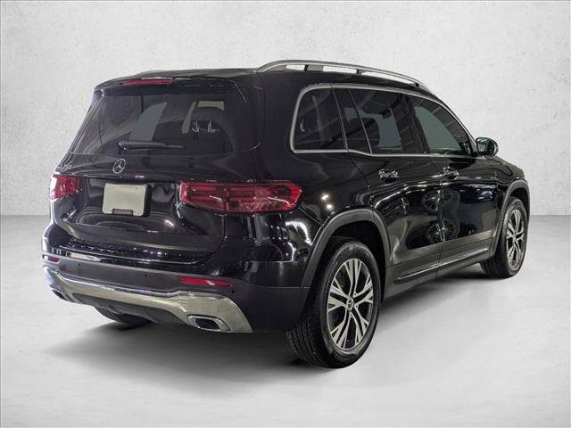 Used 2025 Mercedes-Benz GLB 250 image 7