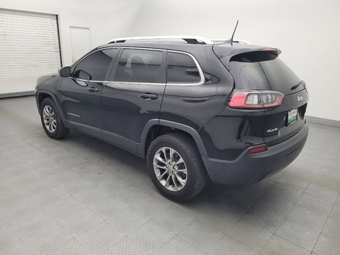 Used 2019 Jeep Cherokee Latitude Plus w/ Cold Weather Group AWD/4WD image 3