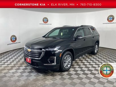 Used 2023 Chevrolet Traverse LT