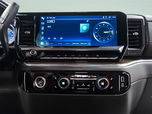 Used 2023 Chevrolet Silverado 1500 LT image 14