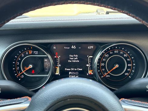 Used 2023 Jeep Gladiator Mojave w/ LED Lighting Group AWD/4WD image 21