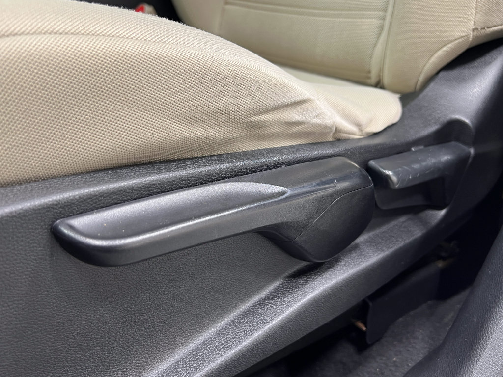 Used 2018 Honda CR-V LX image 16