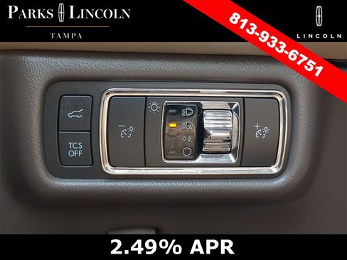 Certified 2022 Lincoln Nautilus Standard w/ Premium Package image 25