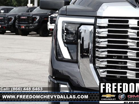 New 2025 GMC Sierra 2500 Denali w/ Denali Reserve Package image 42