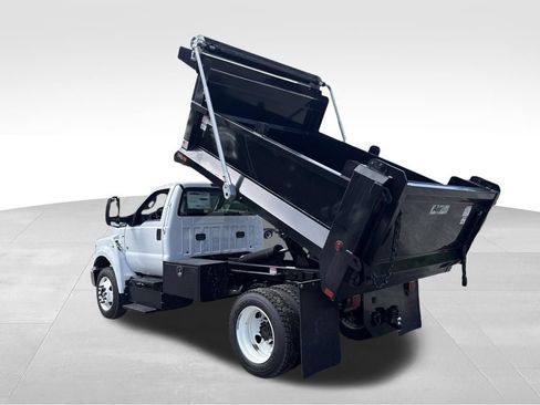 New 2025 Ford F650 2WD Regular Cab Super Duty image 19