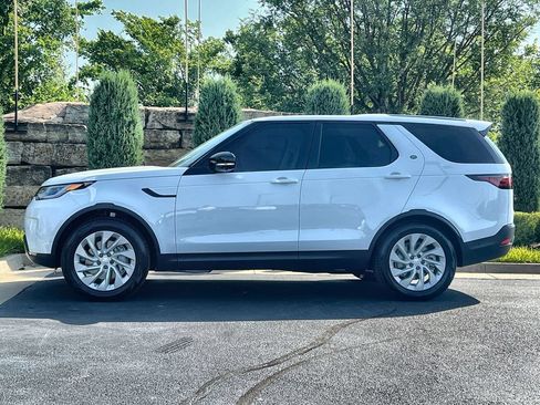 Used 2026 Land Rover Discovery S AWD/4WD image 2