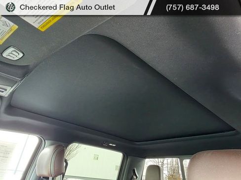 Used 2015 Ford F150 Platinum w/ Equipment Group 701A Luxury image 11