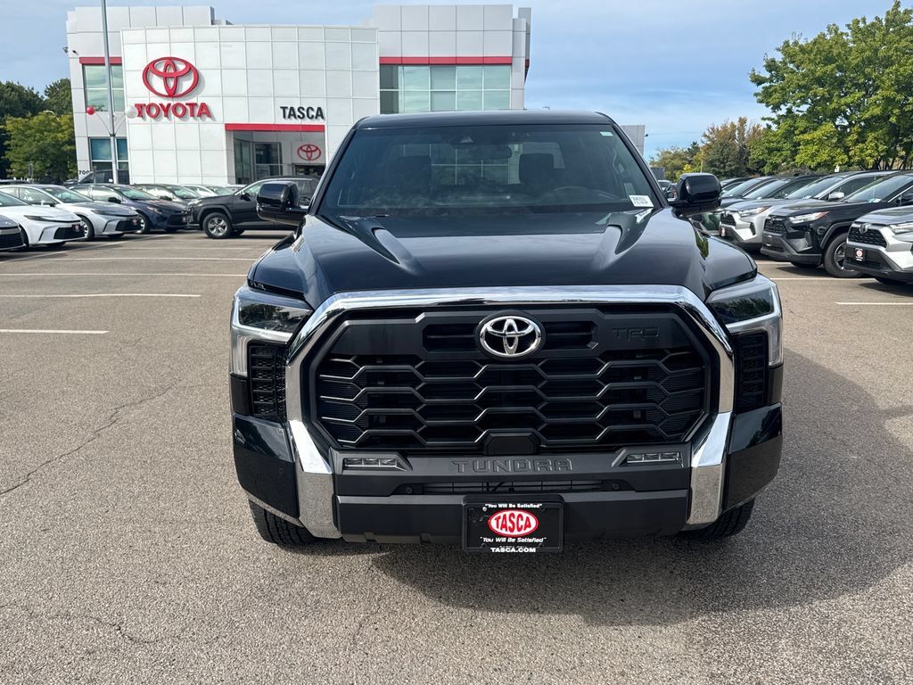 Used 2026 Toyota Tundra SR5 w/ TRD Off-Road Package AWD/4WD image 2