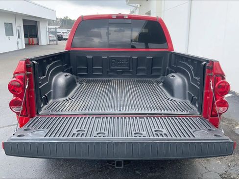 Used 2007 Dodge Ram 1500 Truck SLT image 36