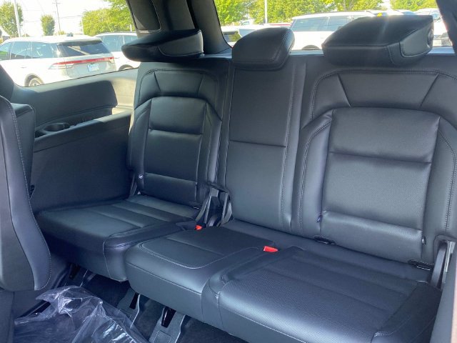 New 2027 Lincoln Navigator Reserve w/ Jet Appearance Package AWD/4WD image 8