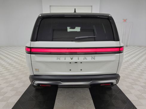 Used 2024 Rivian R1S Adventure image 4