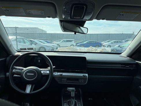 Used 2025 Hyundai Kona SEL image 34