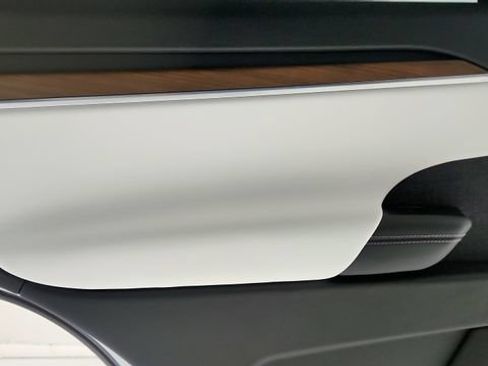 Used 2023 Tesla Model X AWD/4WD image 49