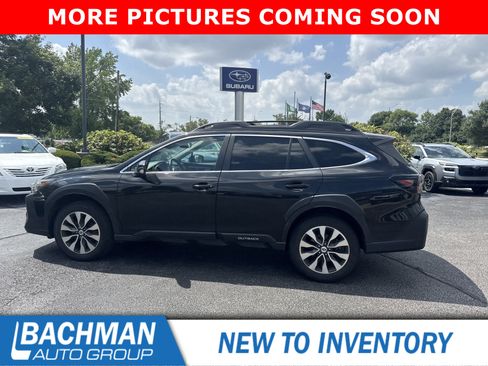 Used 2024 Subaru Outback Limited AWD/4WD image 9