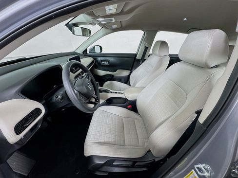 Used 2024 Honda HR-V LX image 10