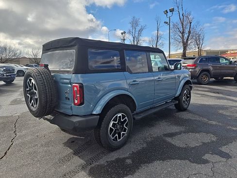 Used 2021 Ford Bronco Outer Banks image 5