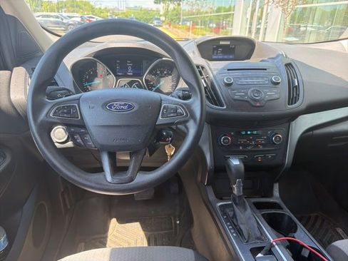 Used 2017 Ford Escape SE FWD image 14