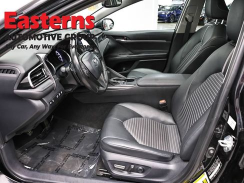 Used 2024 Toyota Camry SE w/ Cold Weather Package FWD image 14