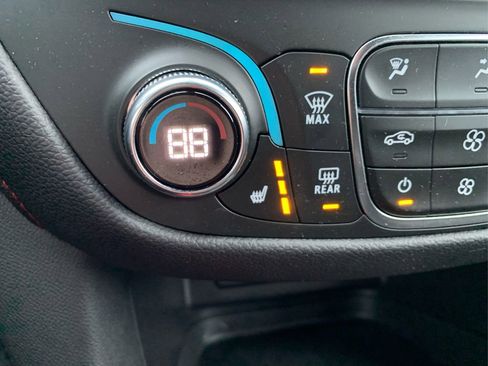 Used 2024 Chevrolet Equinox RS image 40