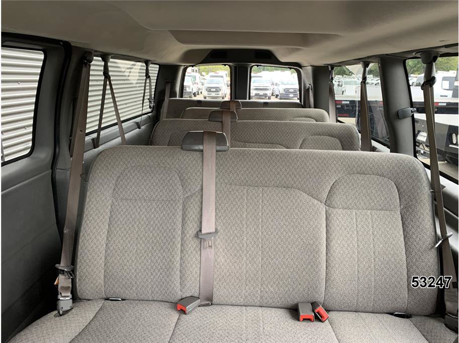Used 2025 Chevrolet Express 3500 LS RWD image 24