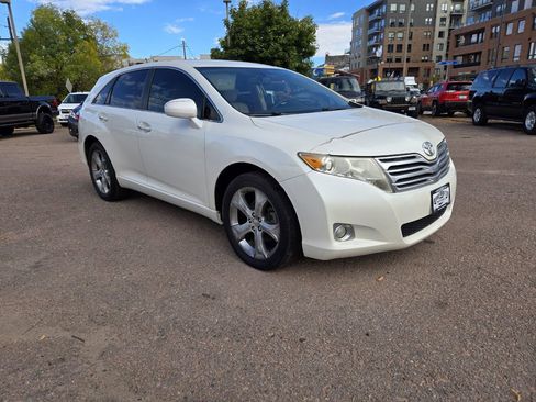 Used 2009 Toyota Venza image 1
