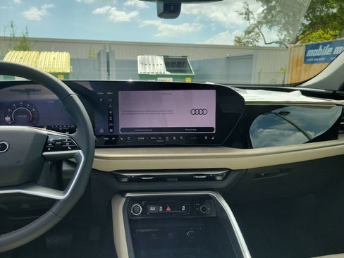 New 2026 Audi Q5 Premium Plus AWD/4WD image 12