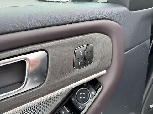 New 2026 Ford Explorer Platinum w/ LUX Leather Package image 22