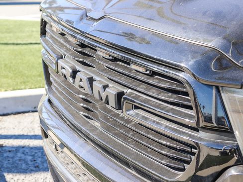 Used 2019 RAM 1500 Laramie image 3