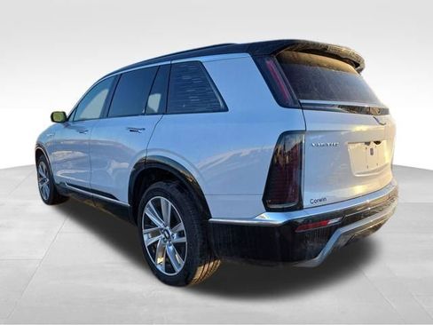 New 2026 Cadillac Vistiq Luxury image 10