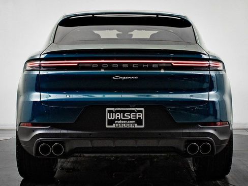 New 2026 Porsche Cayenne Coupe image 7