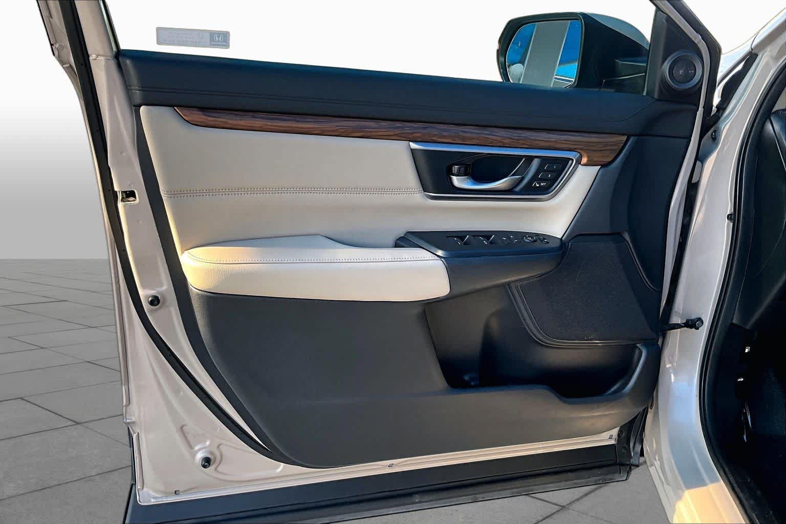 Used 2018 Honda CR-V EX-L image 22
