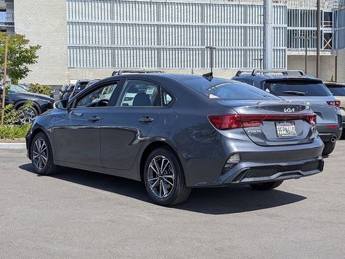Used 2023 Kia Forte LXS w/ LXS Technology Package FWD image 12
