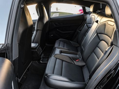 Used 2021 Porsche Taycan Base image 36