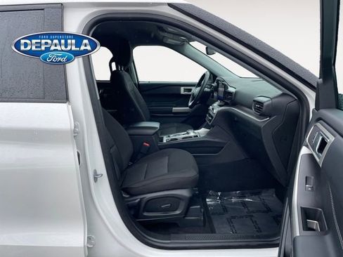 Used 2023 Ford Explorer XLT image 19
