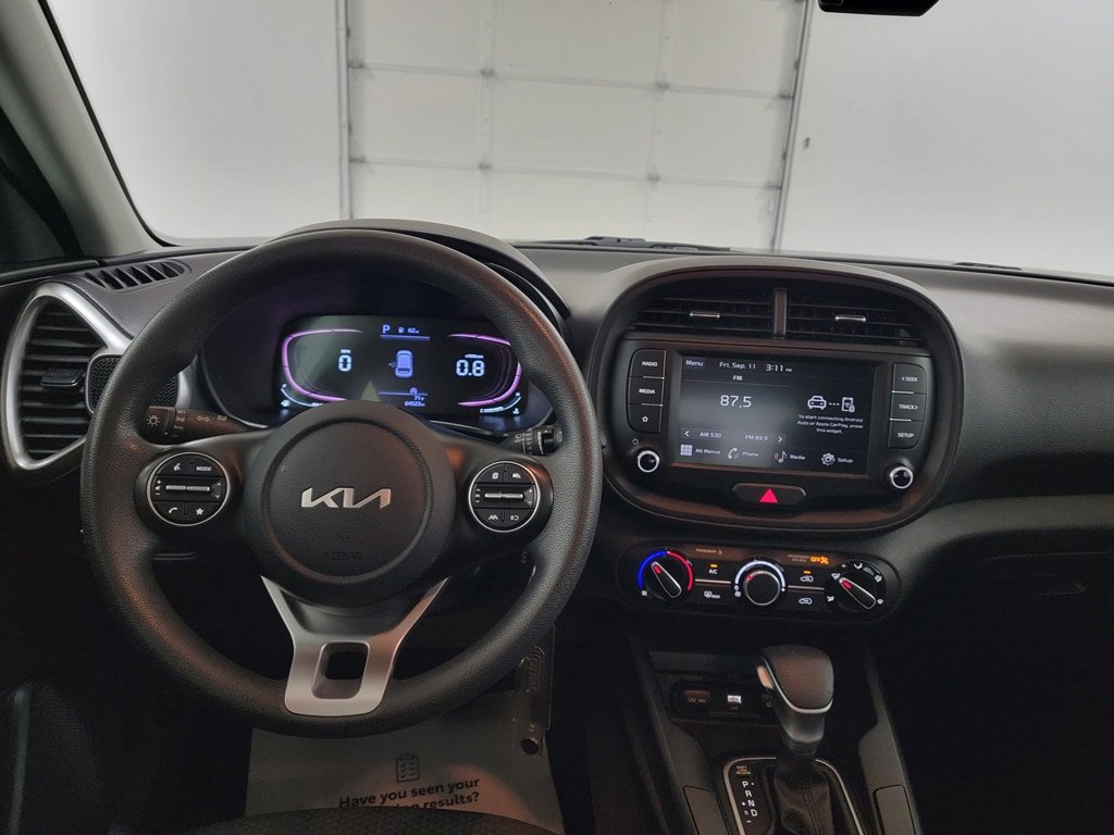 Used 2024 Kia Soul LX w/ Option Group 015 FWD image 12
