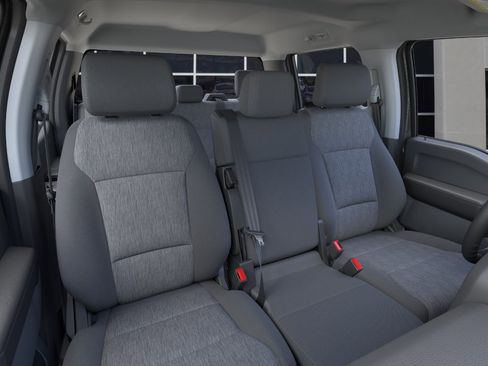 New 2026 Ford F350 4x4 Crew Cab DRW Super Duty image 10