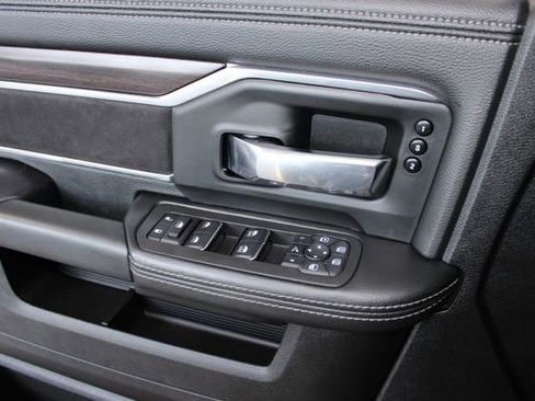 Used 2025 RAM 2500 Laramie w/ Sport Appearance Package image 18