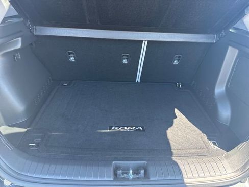 Used 2019 Hyundai Kona Limited AWD/4WD image 43