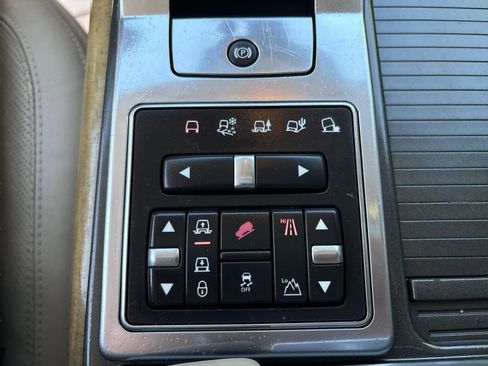 Used 2013 Land Rover Range Rover Sport HSE LUX image 26