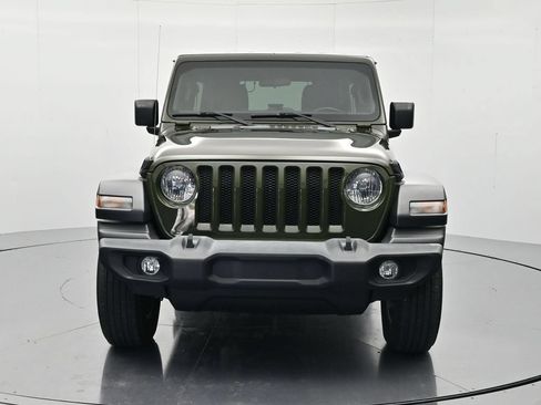 Used 2022 Jeep Wrangler Unlimited Sport AWD/4WD image 2