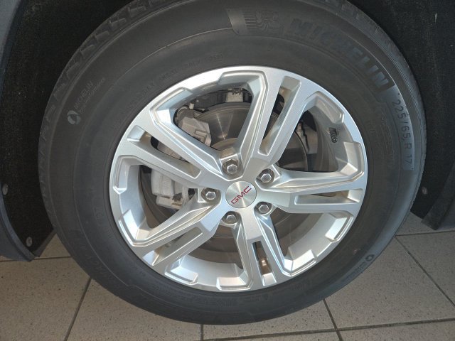 Used 2022 GMC Terrain SLE w/ Driver Convenience Package FWD image 10