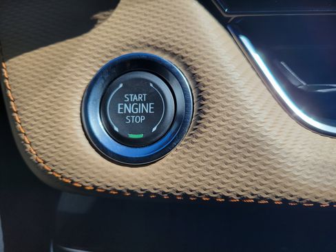 Certified 2026 Chevrolet Equinox ACTIV w/ Convenience Package III image 17