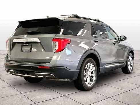 Certified 2023 Ford Explorer XLT w/ Equipment Group 202A AWD/4WD image 11