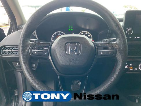 Used 2025 Honda HR-V LX image 32
