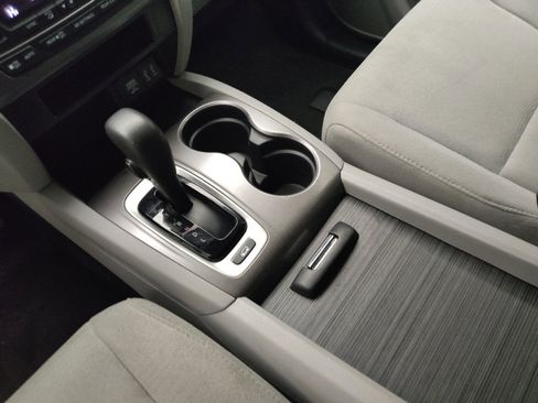 Used 2016 Honda Pilot EX image 26