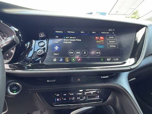 Used 2023 Buick Envision Avenir image 26