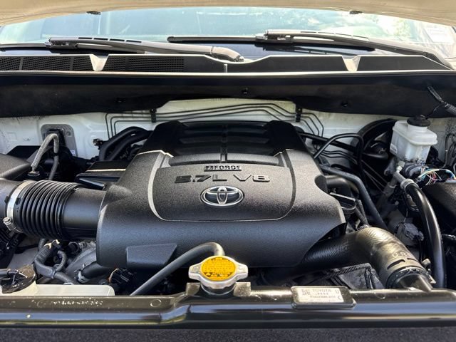 Used 2017 Toyota Tundra SR5 AWD/4WD image 17