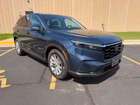 Used 2023 Honda CR-V EX-L image 10