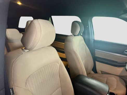 Used 2017 Ford Explorer FWD image 27